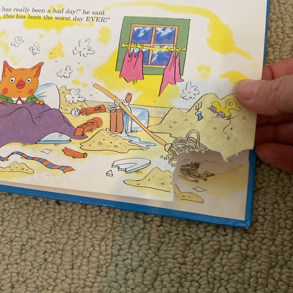 3 x Richard Scarry Hardcovers - Picture 6 of 10